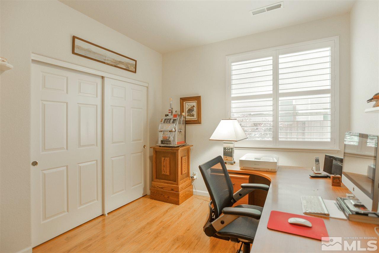 3263 Banestone Road Sparks, NV 89436 - Photo 13 of 18 Photo 13