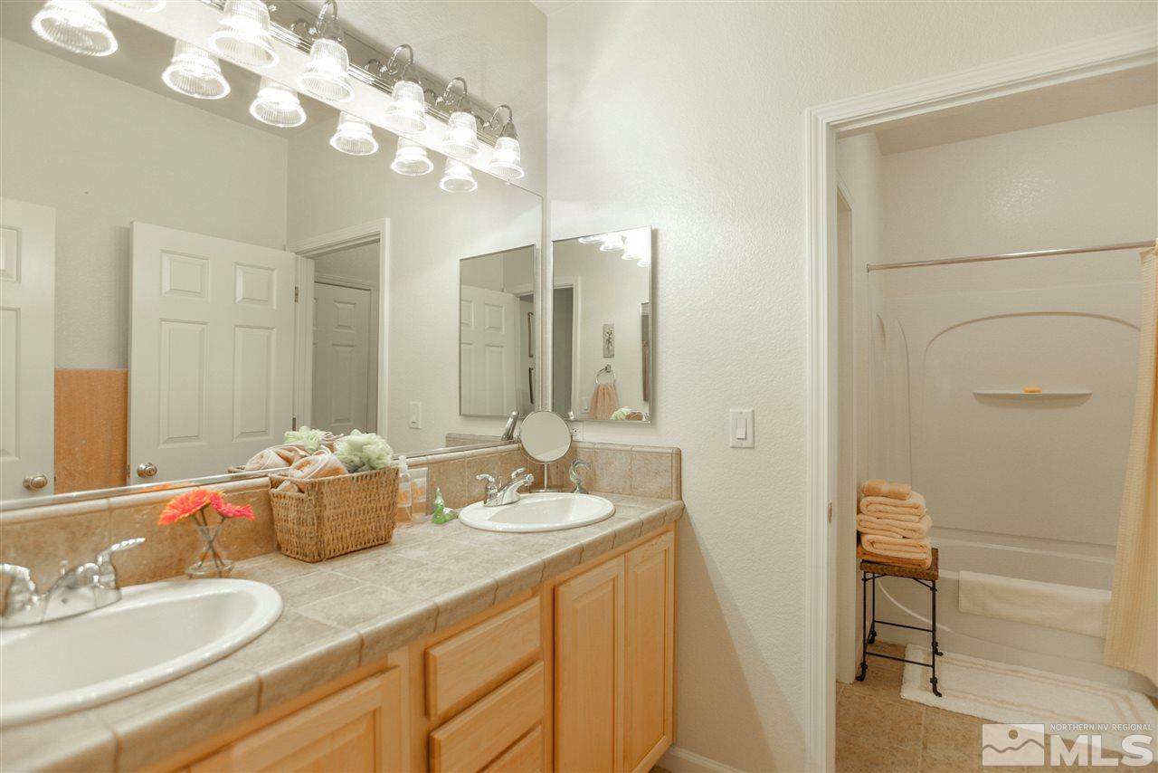 3263 Banestone Road Sparks, NV 89436 - Photo 10 of 18 Photo 10