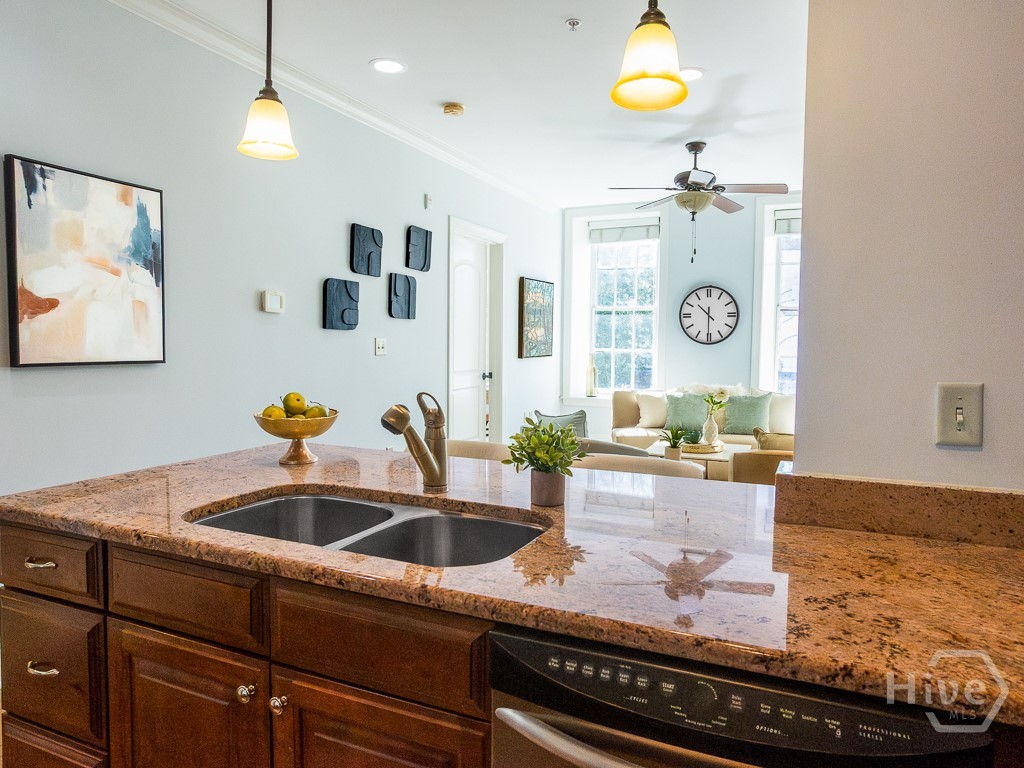 5 Whitaker Street, Unit 202E Savannah, GA 31401 - Photo 18 of 51
