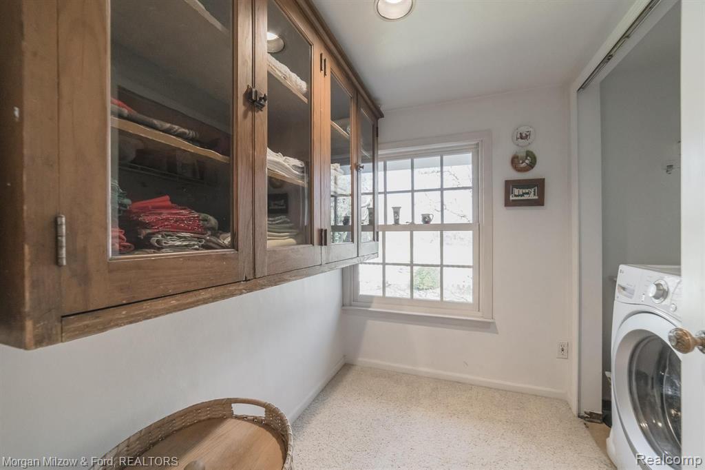 5991 Winkler Mill Road Rochester, MI 48306 - Photo 37 of 87 Gallery Image 37