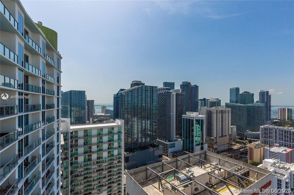 185 Southwest 7th Street, Unit 4102 Miami, FL 33130 - Photo 2 of 27