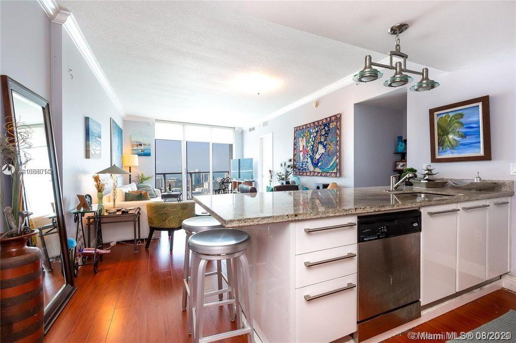 185 Southwest 7th Street, Unit 4102 Miami, FL 33130 - Photo 15 of 27