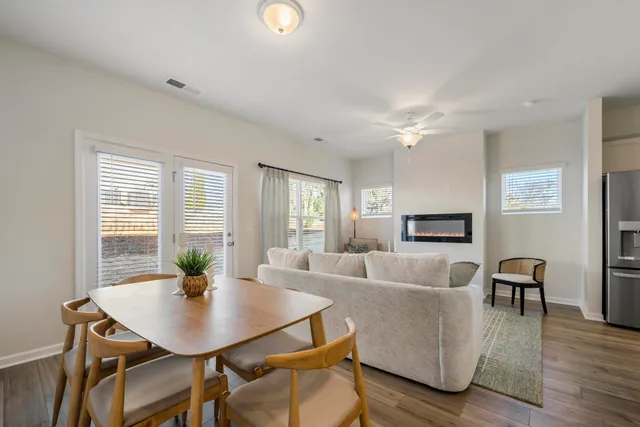 $389,000 | 218 Central Creek Drive, Goose Creek, SC 29445