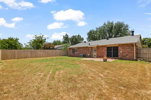 $320,000 | 5529 Gates Drive, The Colony, TX 75056