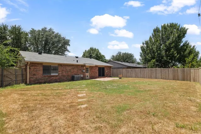 $320,000 | 5529 Gates Drive, The Colony, TX 75056