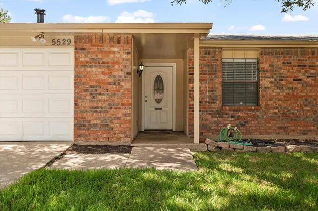 $320,000 | 5529 Gates Drive, The Colony, TX 75056