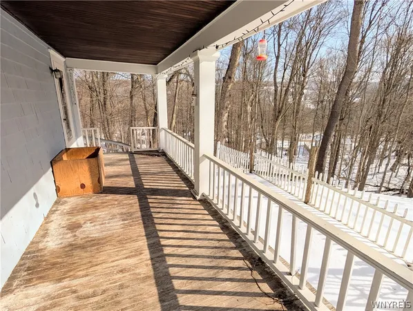 $169,900 | 22 South Franklin Street, New Albion, NY 14719