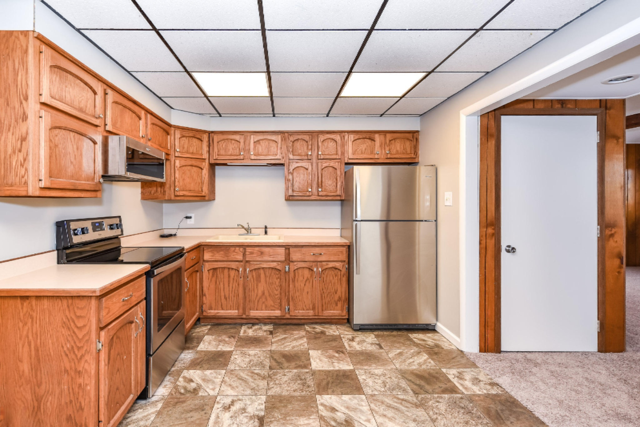 708 Hickory Road Battle Creek, MI 49017 - Photo 16 of 42 Kitchen