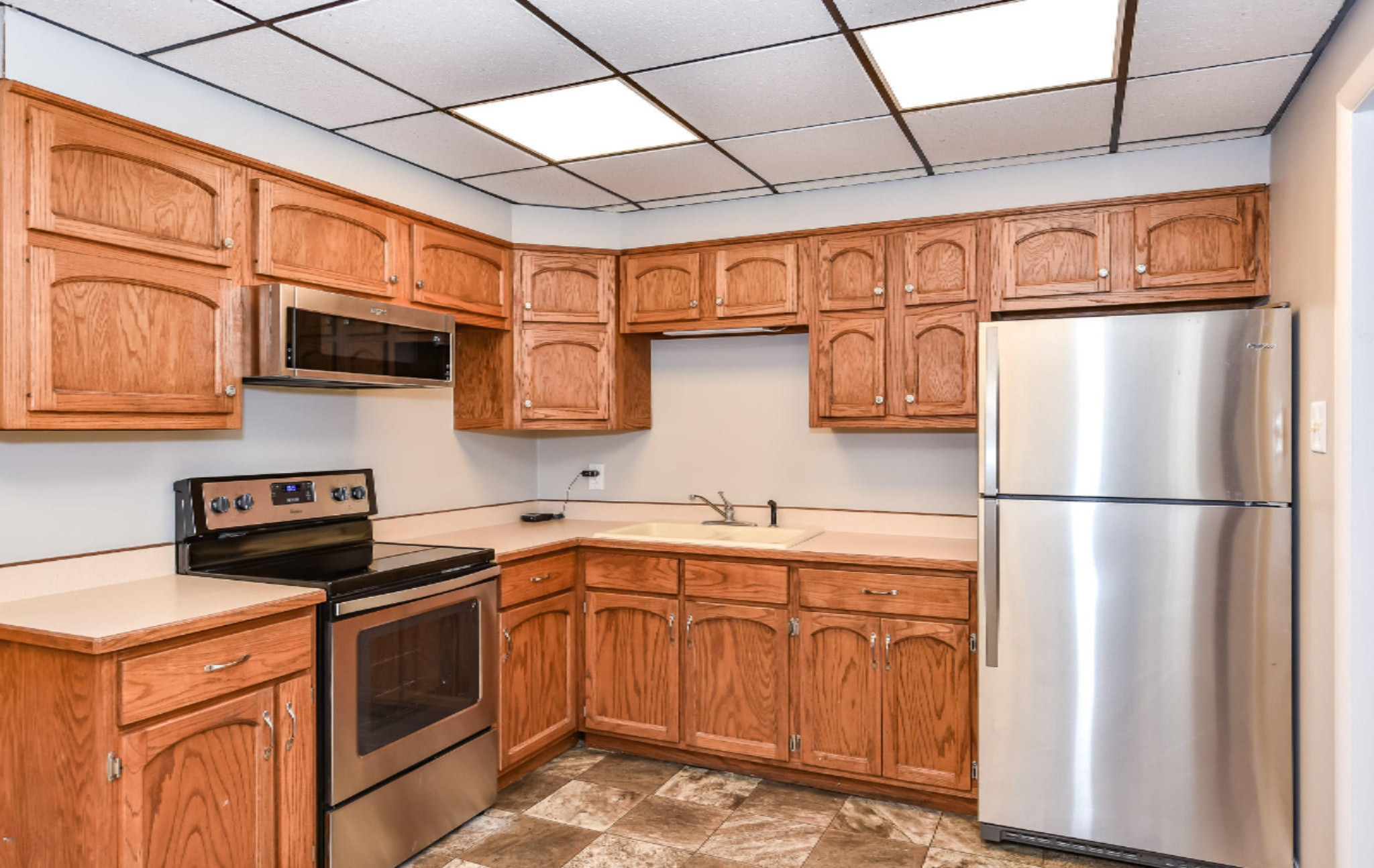 708 Hickory Road Battle Creek, MI 49017 - Photo 19 of 42 Kitchen