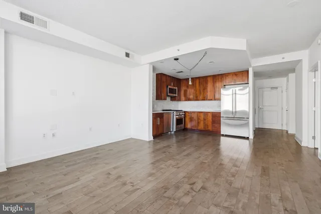 $489,900 | 3650 South Glebe Road, Unit 344, Arlington, VA 22202