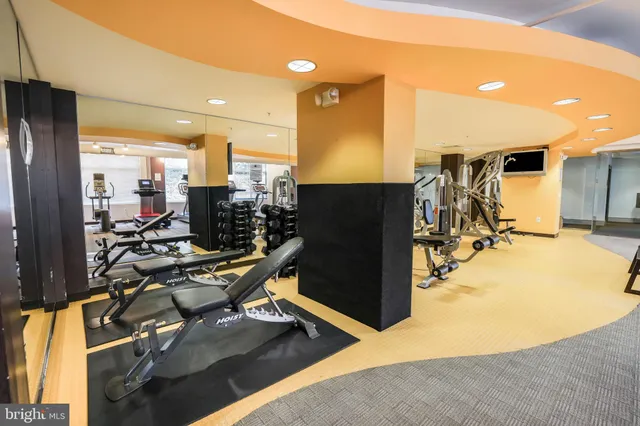 $489,900 | 3650 South Glebe Road, Unit 344, Arlington, VA 22202