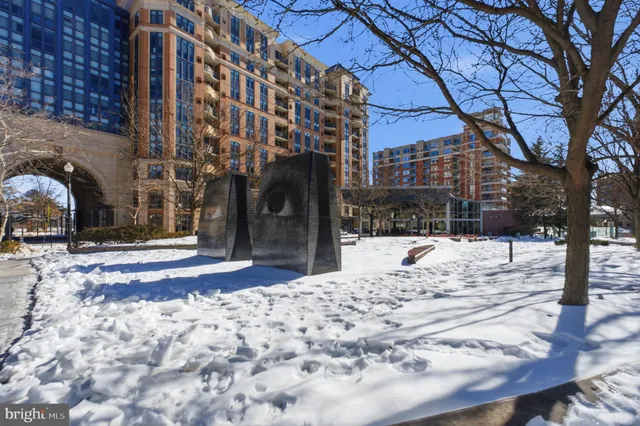 $489,900 | 3650 South Glebe Road, Unit 344, Arlington, VA 22202