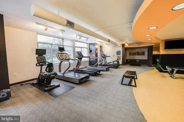 $489,900 | 3650 South Glebe Road, Unit 344, Arlington, VA 22202