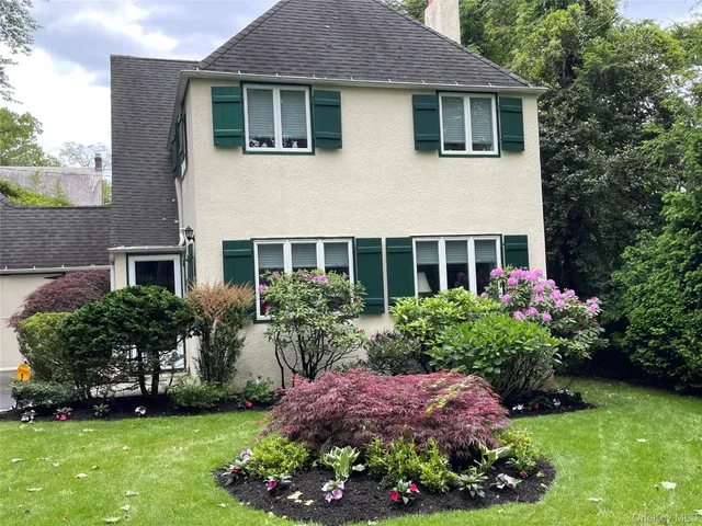 $6,500 | 64 Maple Drive, Great Neck, NY 11021