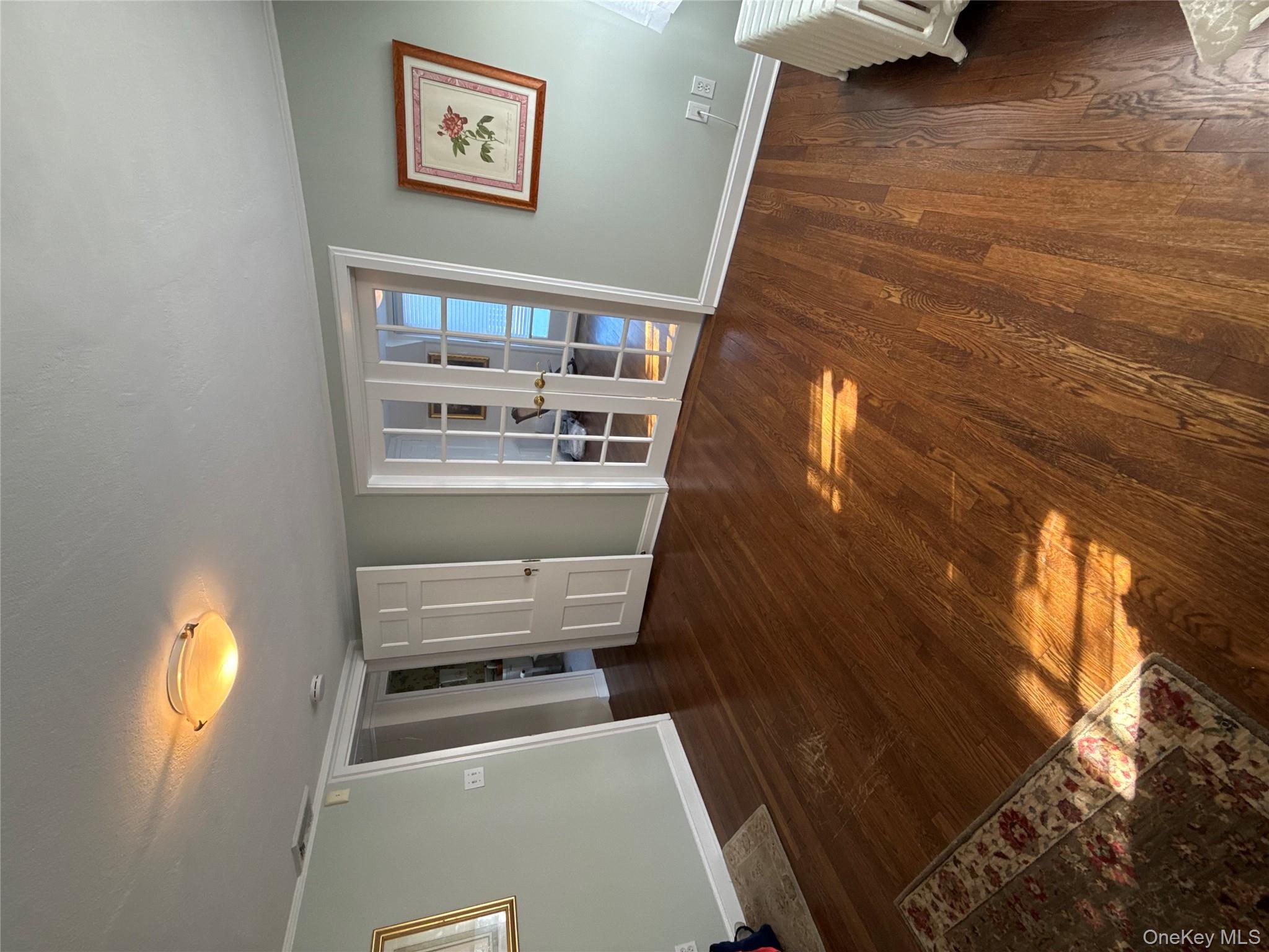 64 Maple Drive Great Neck, NY 11021 - Photo 10 of 16