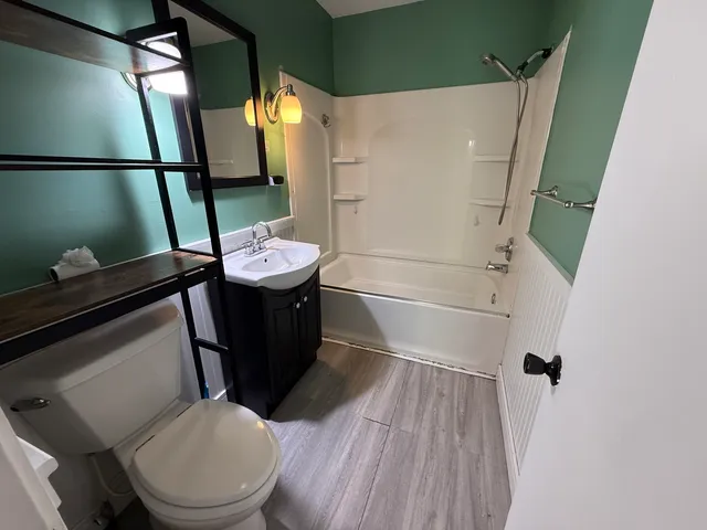 $249,000 | 1417 Glenwood Avenue, Joliet, IL 60435