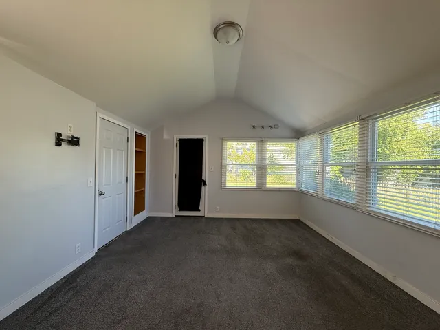 $249,000 | 1417 Glenwood Avenue, Joliet, IL 60435