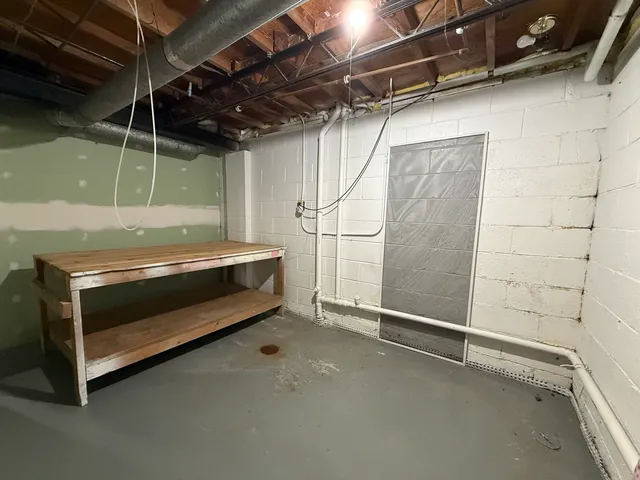 $249,000 | 1417 Glenwood Avenue, Joliet, IL 60435