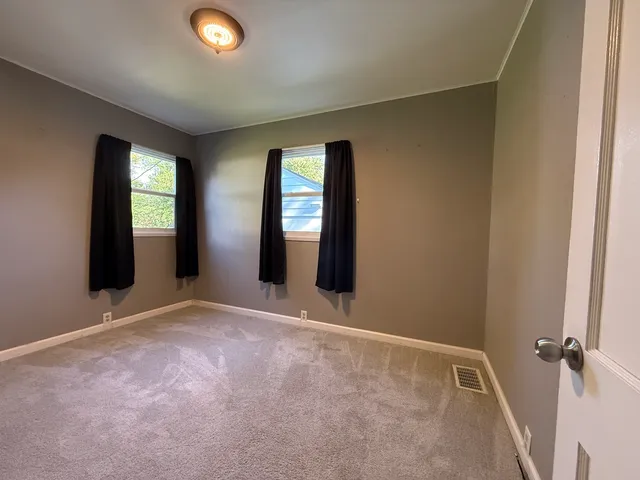 $249,000 | 1417 Glenwood Avenue, Joliet, IL 60435