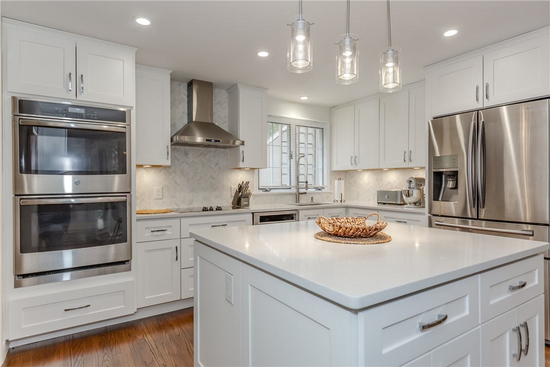 7 White Birch Road Cranston, RI 02920 - Photo 12 of 44