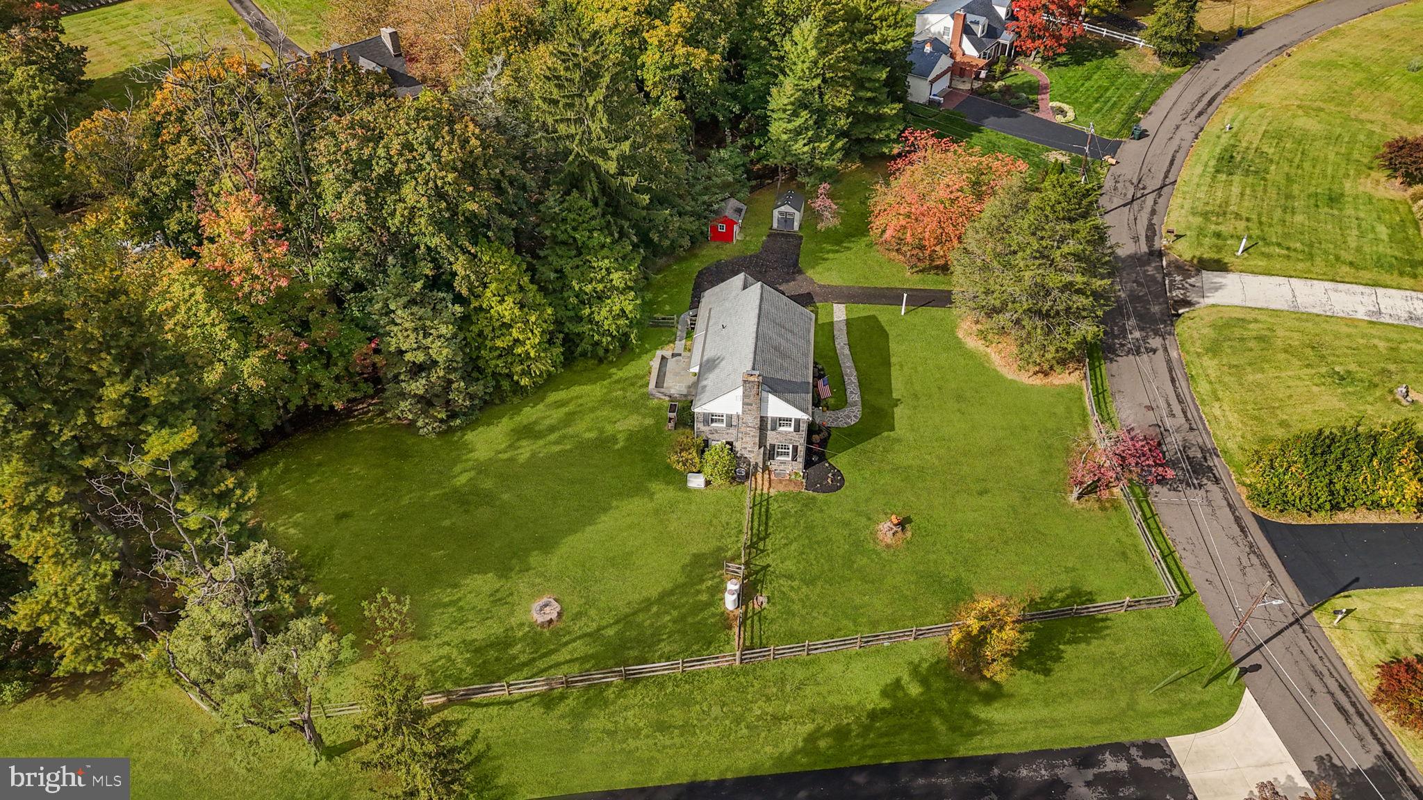 1434 Holcomb Road Huntingdon Valley, PA 19006 - Photo 6 of 49