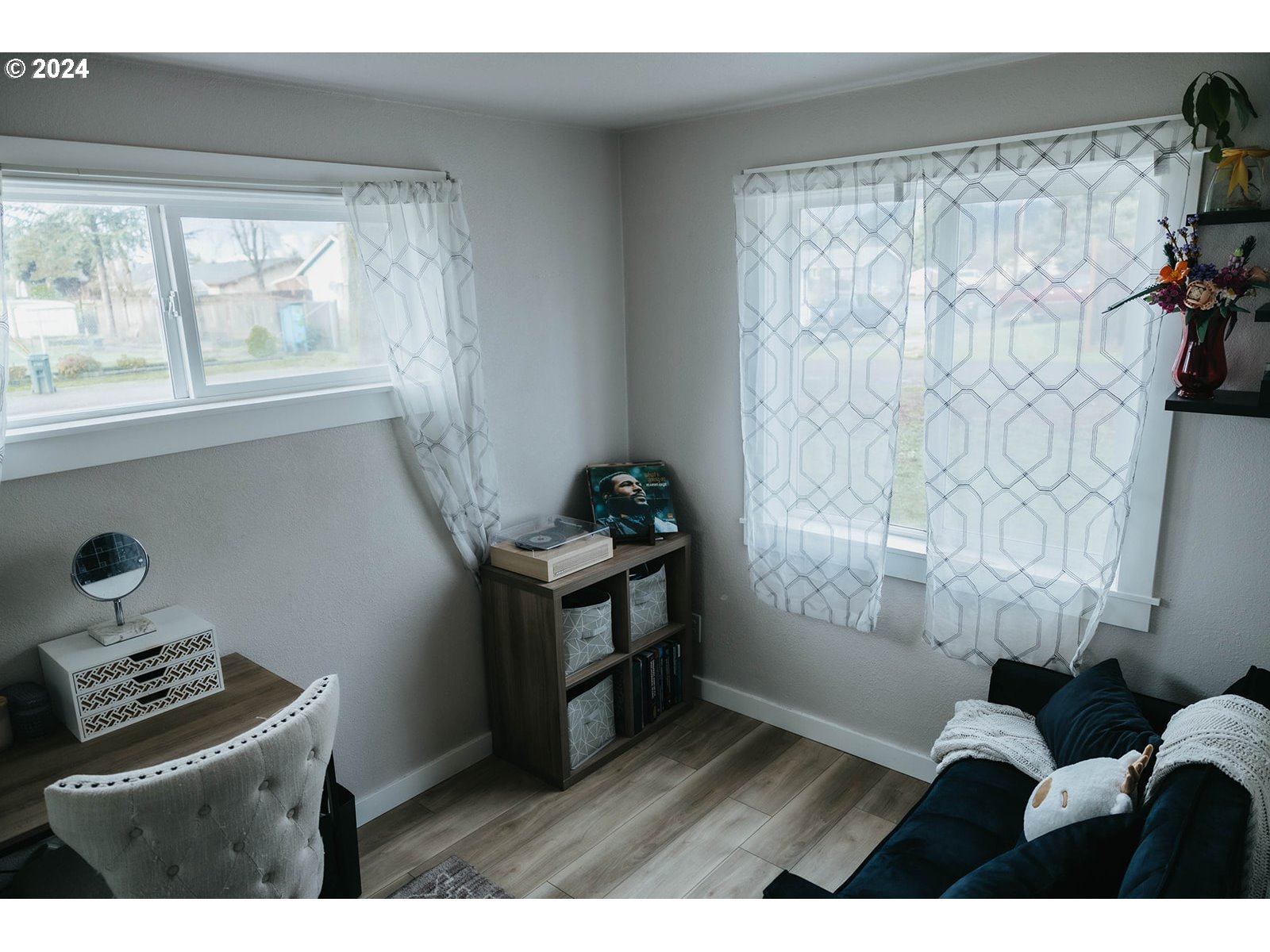 363 57th Street Springfield, OR 97478 - Photo 10 of 19 a living room with furniture and a window