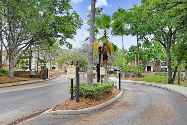 $190,000 | 2407 Courtney Meadows Court, Unit 303, Tampa, FL 33619