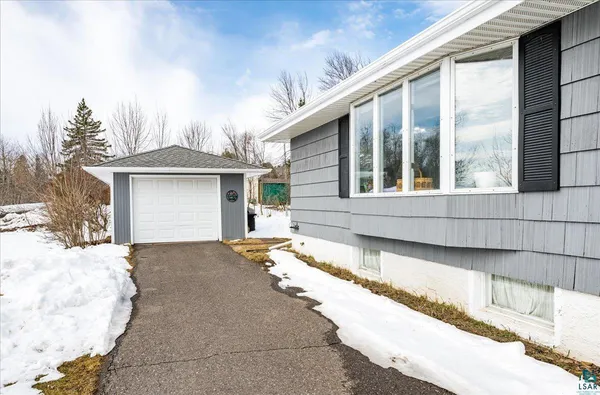 $325,000 | 1403 North 47th Avenue East, Duluth, MN 55804