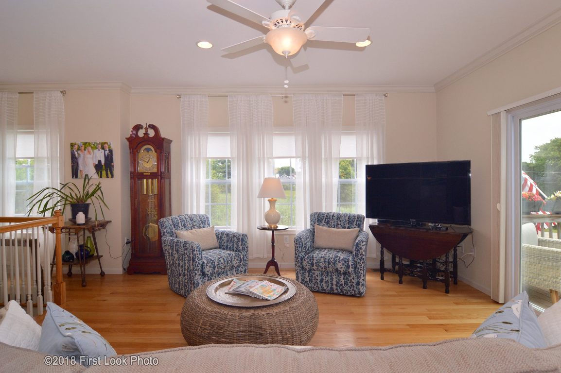 31 Arrowhead Road Narragansett, RI 02882 - Photo 6 of 39