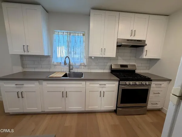 $3,250 | 430 West Fir Avenue, Oxnard, CA 93033