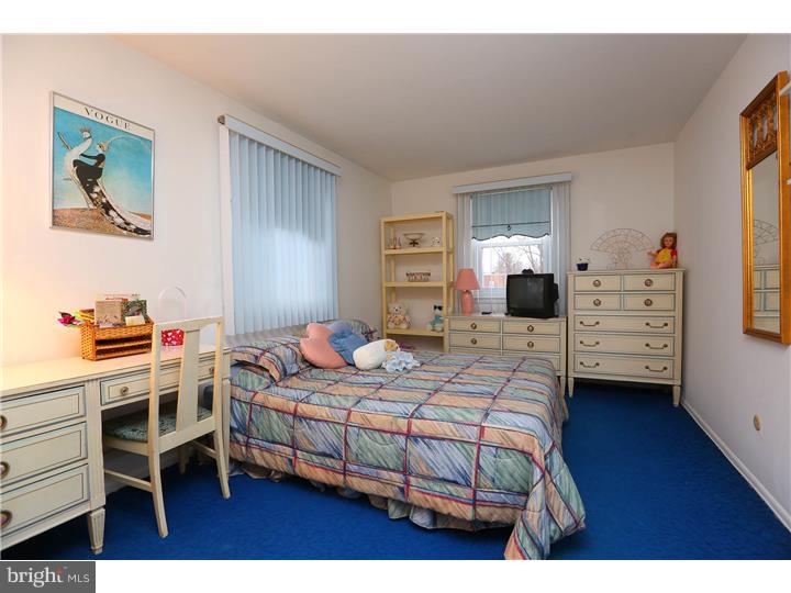 169 Rennard Street Philadelphia, PA 19116 - Photo 16 of 21 Gallery Image 16