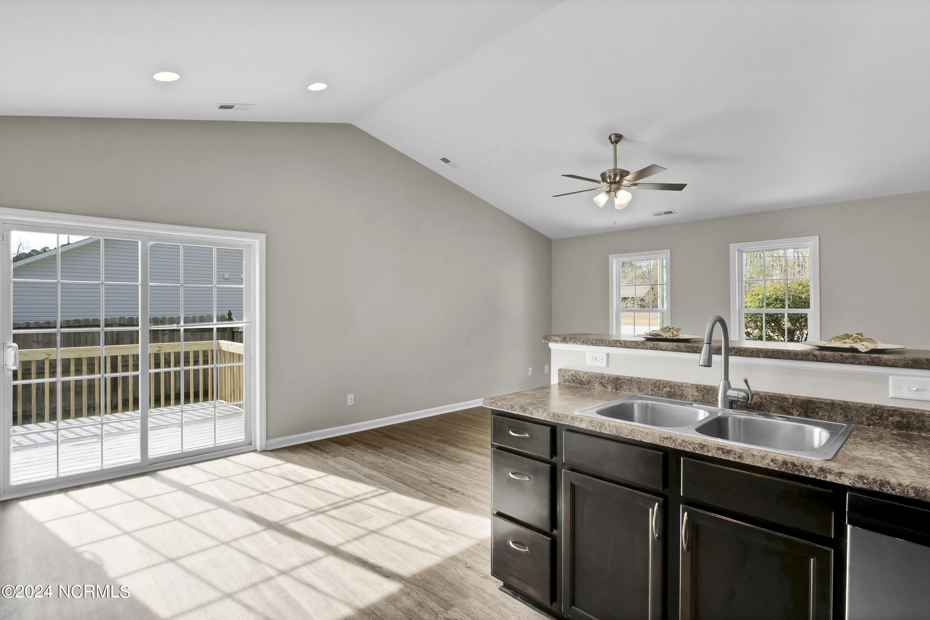 285 Haws Run Road Jacksonville, NC 28540 - Photo 10 of 26 9