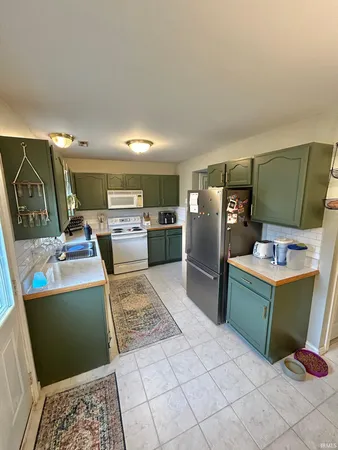 $129,999 | 2925 Dexter Court, Evansville, IN 47714