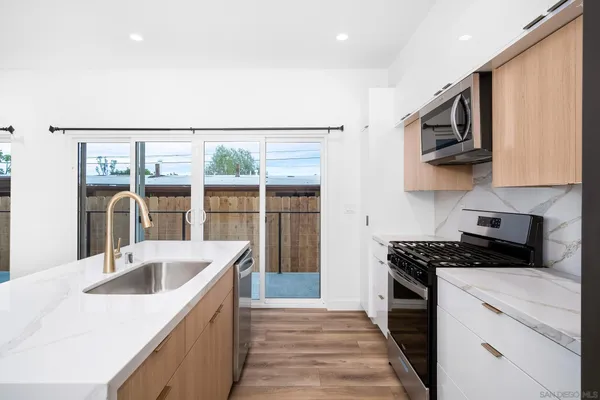 $1,595,000 | 5230 Rincon Street, San Diego, CA 92115