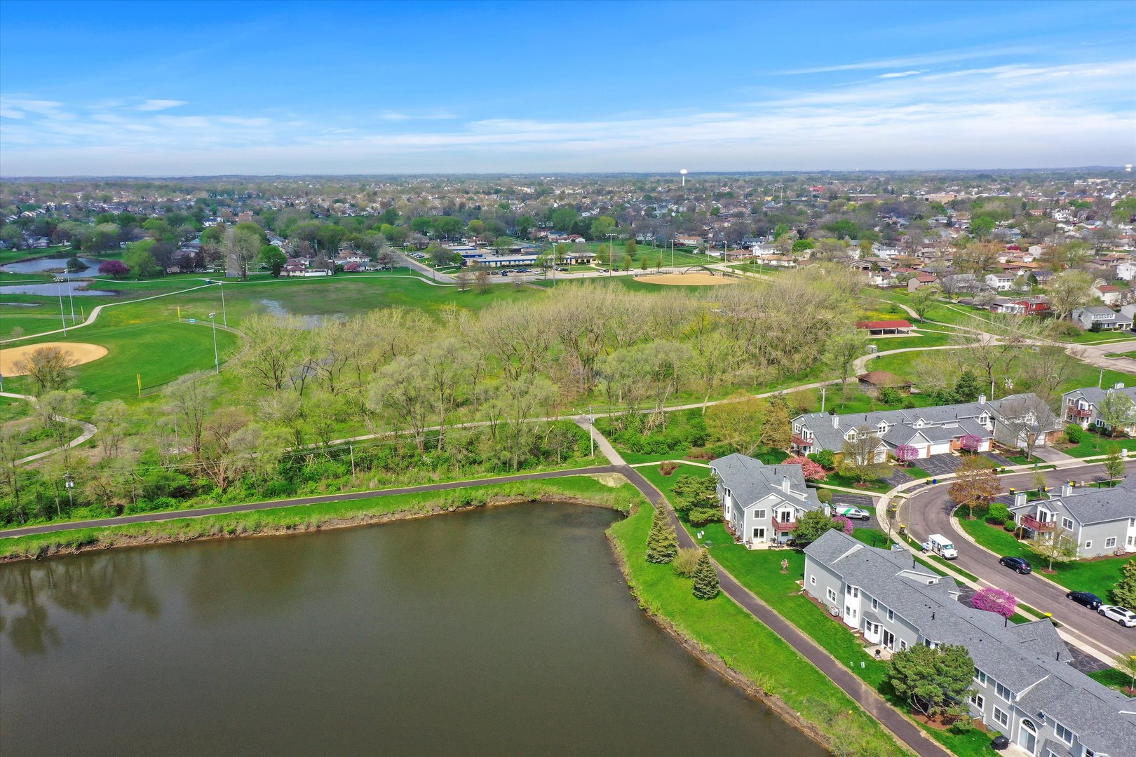 709 Daybreak Lane Carol Stream, IL 60188 - Photo 24 of 30 a view of a city with a lake view
