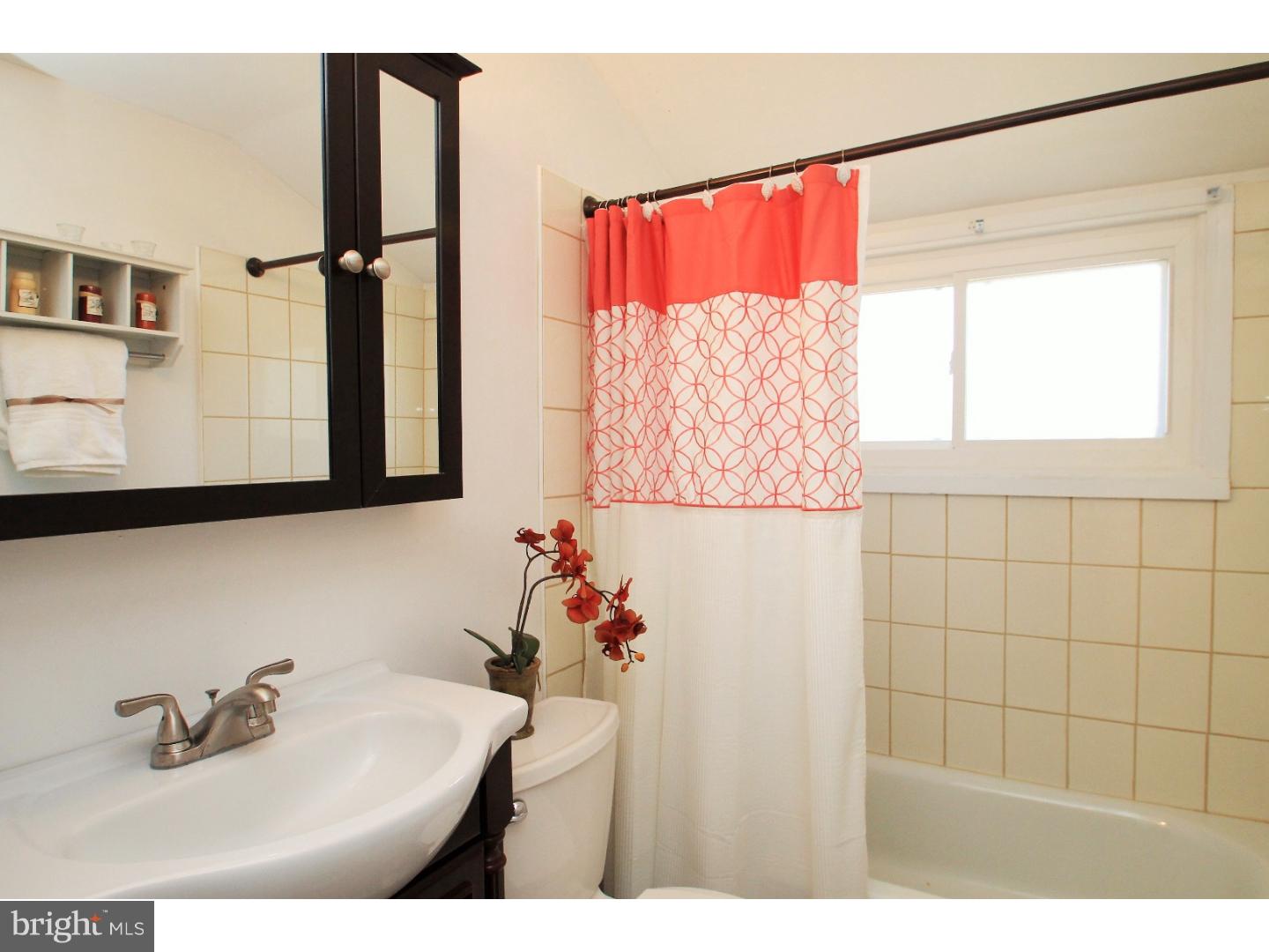 17 Canal Road Levittown, PA 19057 - Photo 9 of 13 Bathroom