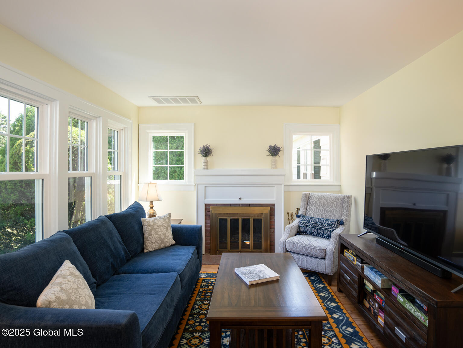 2 Arthur Road Colonie, NY 12110 - Photo 6 of 32 DSC00834-Edit