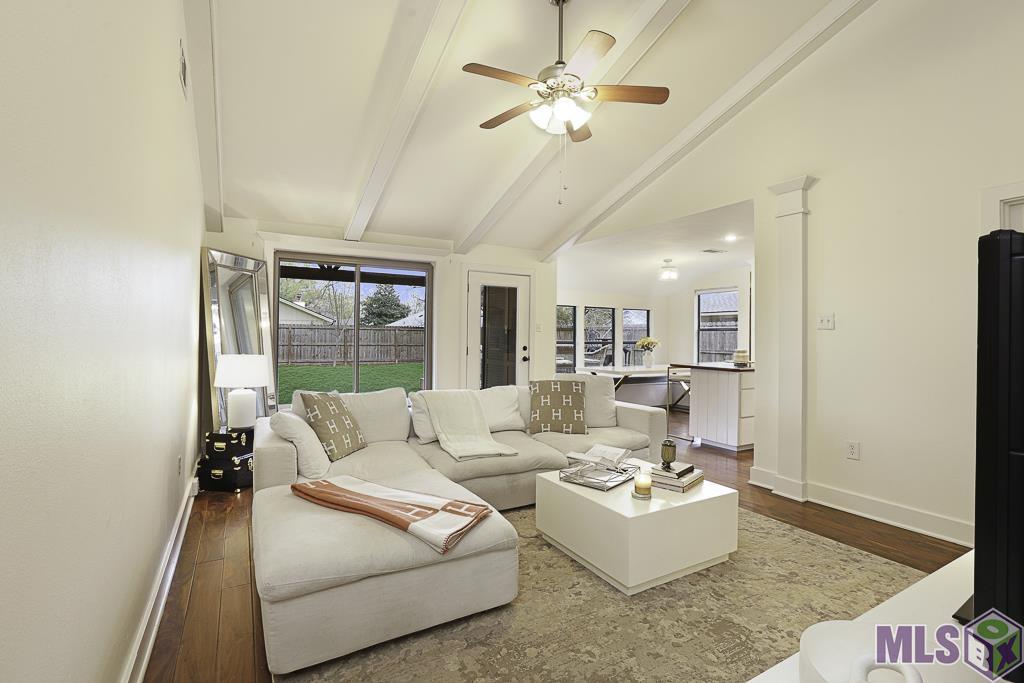 13233 Briar Hollow Avenue Baton Rouge, LA 70810 - Photo 6 of 22