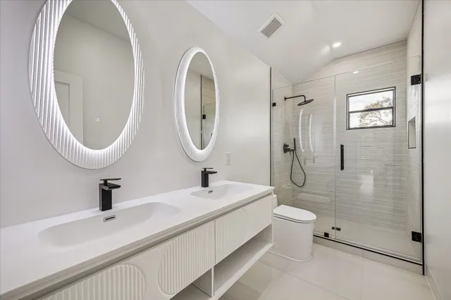 $1,695,000 | 5055 Yarwell Drive, Houston, TX 77096