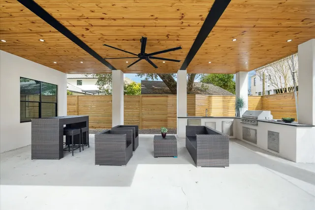 $1,695,000 | 5055 Yarwell Drive, Houston, TX 77096