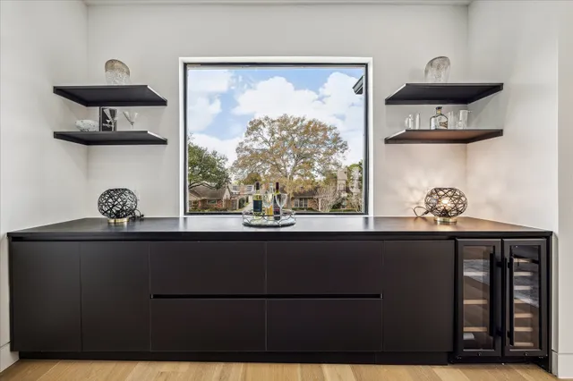 $1,695,000 | 5055 Yarwell Drive, Houston, TX 77096