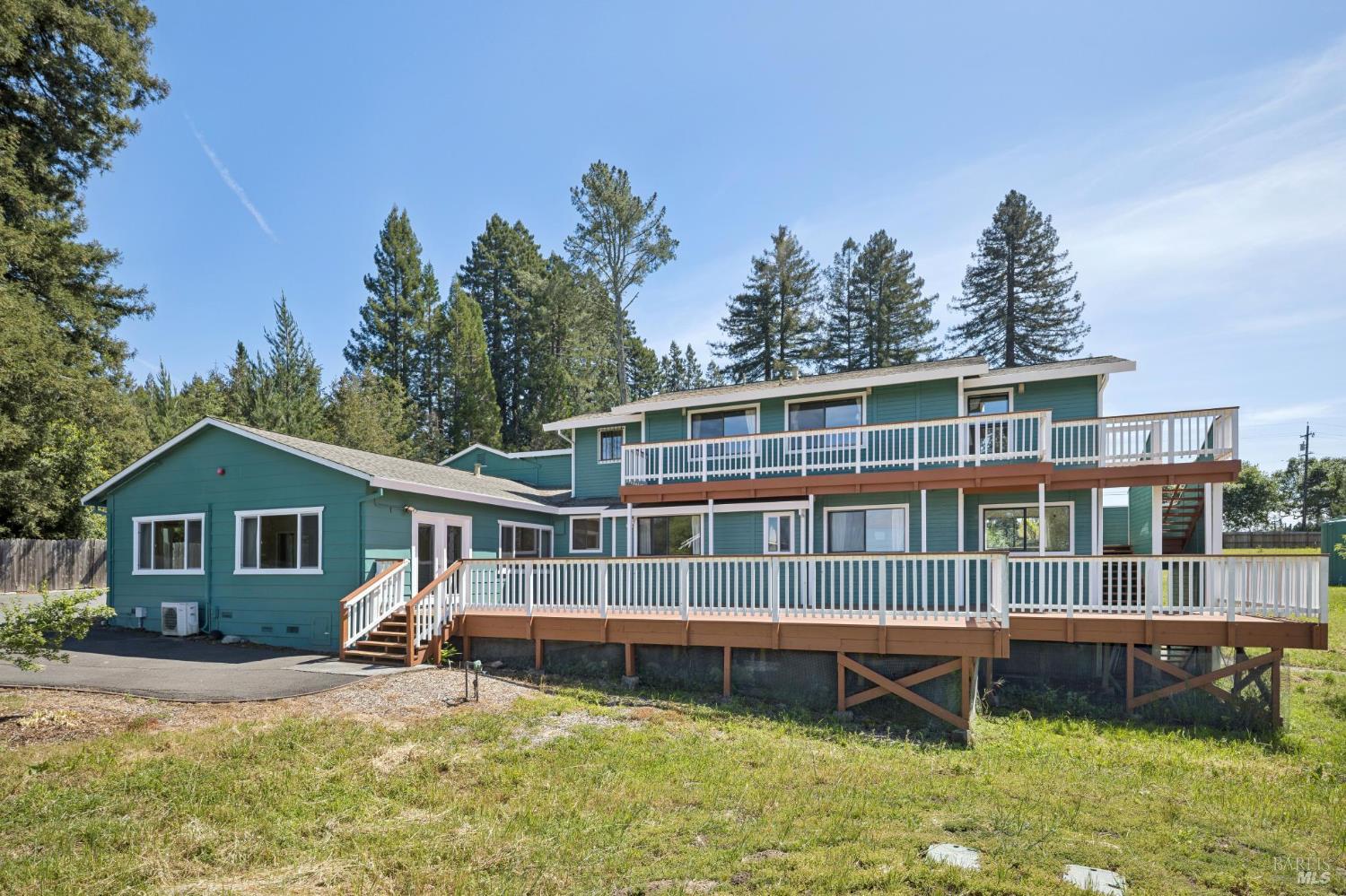 11740 Occidental Road Sebastopol, CA 95472 - Photo 1 of 35 Gallery Image 1