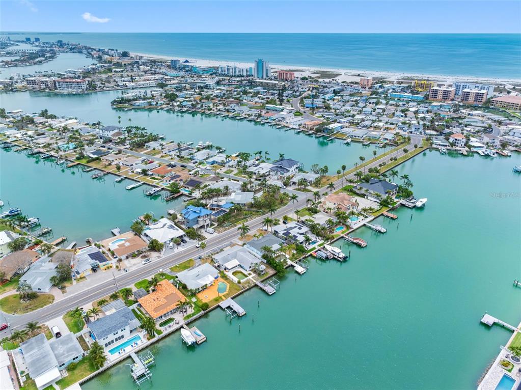 440 115th Avenue Treasure Island, FL 33706 - Photo 13 of 25 a view of a city