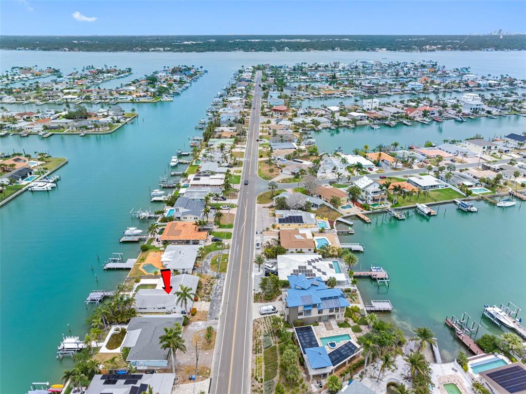440 115th Avenue Treasure Island, FL 33706 - Photo 6 of 25 a view of a city and ocean view