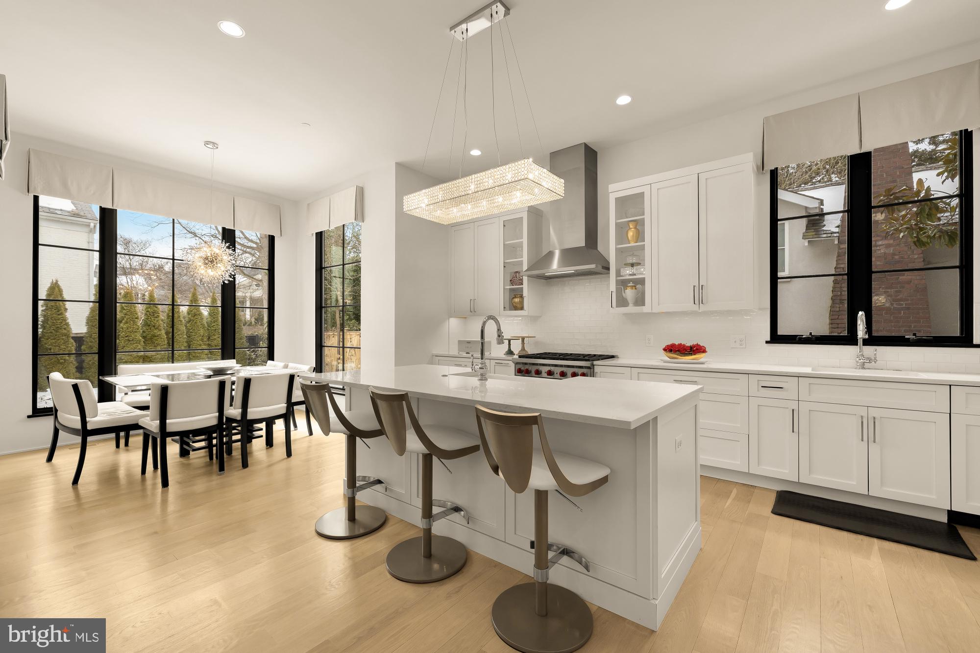 7613 Glenbrook Road Bethesda, MD 20814 - Photo 23 of 81