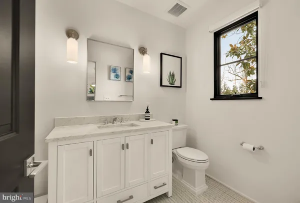 $4,850,000 | 7613 Glenbrook Road, Bethesda, MD 20814