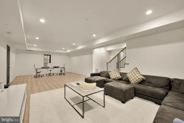 $4,850,000 | 7613 Glenbrook Road, Bethesda, MD 20814