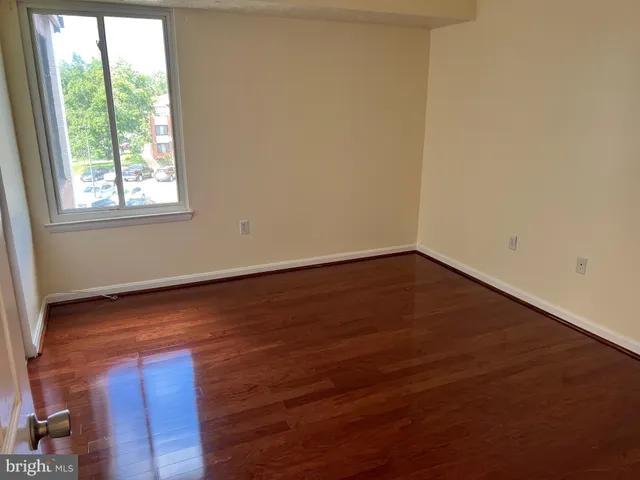 $2,600 | 7927 Mandan Road, Unit 301, Greenbelt, MD 20770