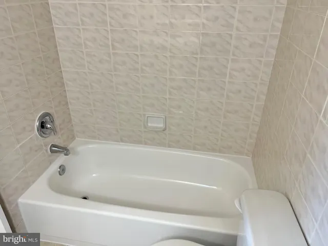 $2,600 | 7927 Mandan Road, Unit 301, Greenbelt, MD 20770