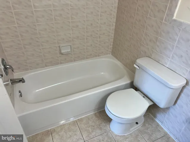 $2,600 | 7927 Mandan Road, Unit 301, Greenbelt, MD 20770